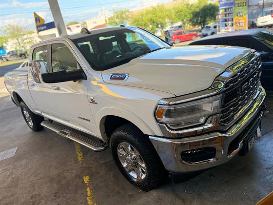 RAM 2500 6.7 I6 TURBO DIESEL LARAMIE CD 4X4 AUTOMÁTICO RAM 2500 6.7 I6 TURBO DIESEL LARAMIE CD 4X4 AUTOMÁTICO